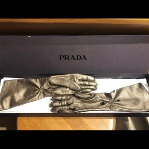 SOLD NIB Prada metallic gloves, soft lamb leather